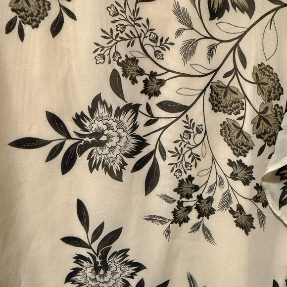 Vince Camuto top size XXL - Picture 6 of 8